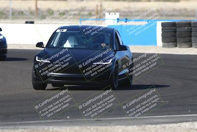 media/Nov-08-2025-Speed Ventures (Sat) [[1c7a6332f5]]/TC A/Session 3 (Turn 3)/